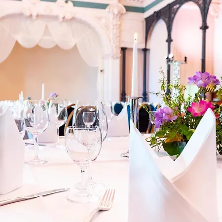 Hotel Mightytwice 4*