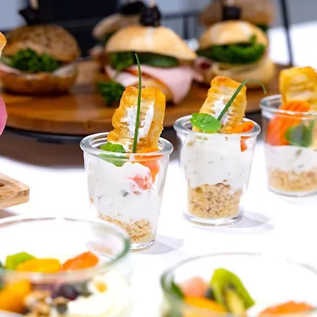 Mightytwice 4* Dresden