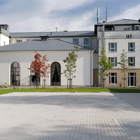 Mightytwice 4* Drážďany