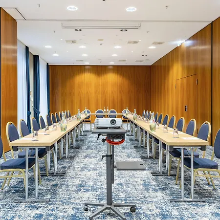 Mightytwice 4* Dresden