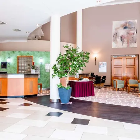 Mightytwice Hotel 4*