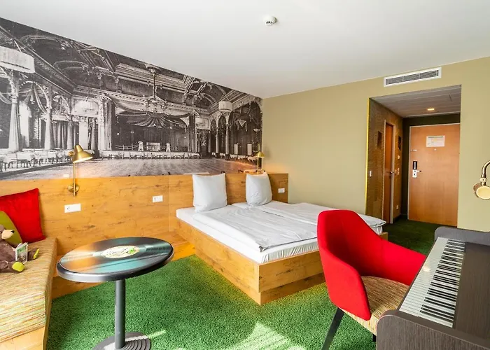 Hotel Mightytwice 4*